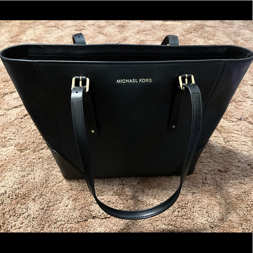 Michael Kors tote